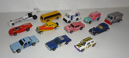 Mattel hot wheels 12 - hot,